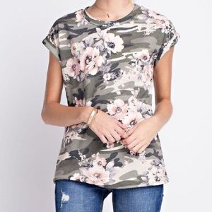 Mon Ami Floral Camo tee / size small
